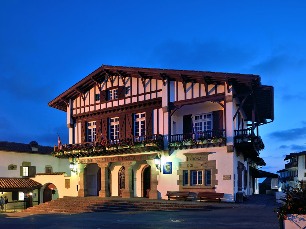 argia_oxandabaratz_mairie_bidart_03