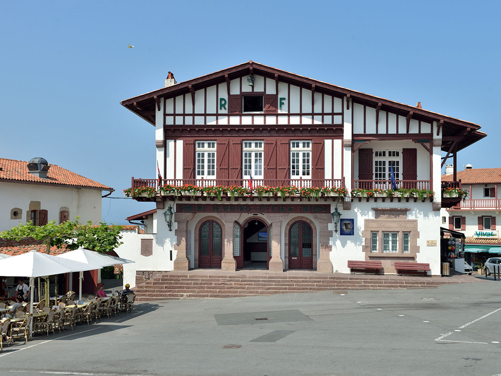 argia_oxandabaratz_mairie_bidart_11